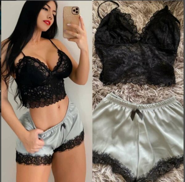 Gorgeous Lace Design Ladies Two Piece Nighty